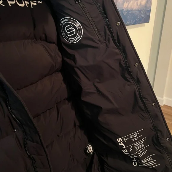 Aritzia TNA Super Puff Jacket - Picture 4 of 5